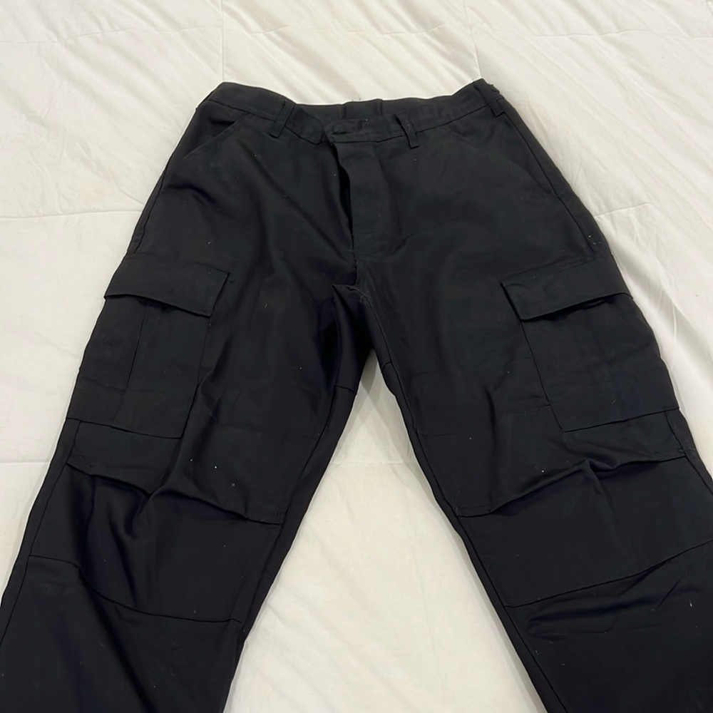 Black oversized cargo pants